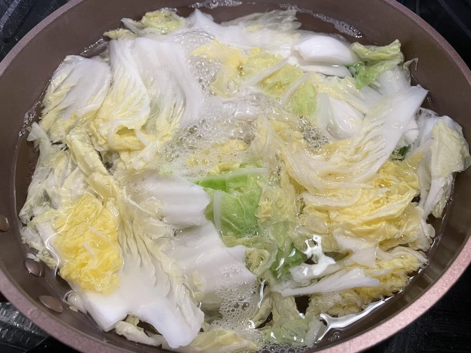 ポン酢入れた容器持ってきてぼくと一緒に食べようぜ!! 