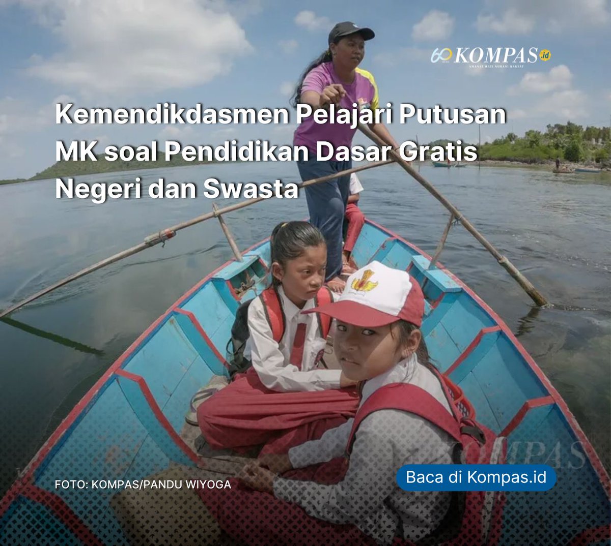 hariankompas's tweet photo. 𝗞𝗲𝗺𝗲𝗻𝗱𝗶𝗸𝗱𝗮𝘀𝗺𝗲𝗻 𝗣𝗲𝗹𝗮𝗷𝗮𝗿𝗶 𝗣𝘂𝘁𝘂𝘀𝗮𝗻 𝗠𝗞 𝘀𝗼𝗮𝗹 𝗣𝗲𝗻𝗱𝗶𝗱𝗶𝗸𝗮𝗻 𝗗𝗮𝘀𝗮𝗿 𝗚𝗿𝗮𝘁𝗶𝘀 𝗡𝗲𝗴𝗲𝗿𝗶 𝗱𝗮𝗻 𝗦𝘄𝗮𝘀𝘁𝗮

Kementerian Pendidikan Dasar dan Menengah akan segera mempelajari putusan Mahkamah Konstitusi yang mengabulkan sebagian permohonan uji materi terhadap Pasal 34 Ayat (2) Undang-Undang Nomor 20 Tahun 2003 tentang Sistem Pendidikan Nasional (UU Sisdiknas). MK mewajibkan pemerintah menyelenggarakan pendidikan dasar sembilan tahun secara gratis di sekolah negeri ataupun swasta.

Kementerian Pendidikan Dasar dan Menengah akan segera mempelajari putusan Mahkamah Konstitusi yang mengabulkan sebagian permohonan uji materi terhadap Pasal 34 Ayat (2) Undang-Undang Nomor 20 Tahun 2003 tentang Sistem Pendidikan Nasional (UU Sisdiknas). MK mewajibkan pemerintah menyelenggarakan pendidikan dasar sembilan tahun secara gratis di sekolah negeri ataupun swasta.

”Inti dari putusan itu memang menyatakan bahwa pasal di UU Sisdiknas harus dimaknai punya kewajiban untuk membiayai pendidikan dasar bukan hanya sekolah negeri, melainkan juga sekolah/madrasah swasta,” kata Mu’ti saat dihubungi Kompas, Selasa (27/5/2025).

”Tetapi, pelaksanaannya disesuaikan dengan kemampuan fiskal pemerintah. Dan, sekolah swasta tetap dapat memungut biaya pendidikan dari masyarakat meski ada bantuan pembiayaan dari pemerintah,” ucapnya.

Sahabat Kompas bisa baca artikel selengkapnya di https://t.co/KZ58AEx3Xf dengan mengakses tautan berikut. https://t.co/iVwD7r9s3v

Oleh Stephanus Aranditio (@aranditio) 

#Kemendikdasmen #PendidikanGratis #Kompas60 #MencerahkanLintasGenerasi