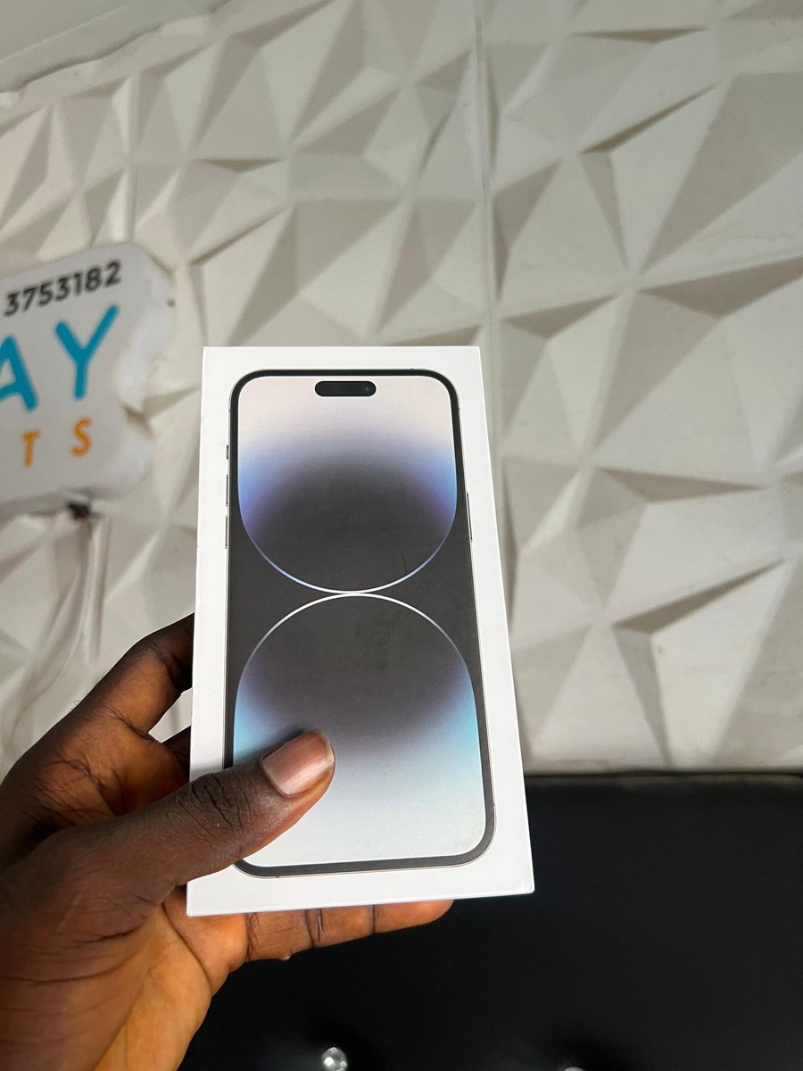 TechnologySolid's tweet image. 🇪🇺 *Brand New • NON - LLA*
*14pro max Factory Unlock*
*Color: Space-Black*
Storage: 256gb
Physical Sim
Europe version 
Comes with free pouch. 

*Fastest Finger*

*Price: 1,180,000*
08135639049
Computer Village ikeja Lagos state