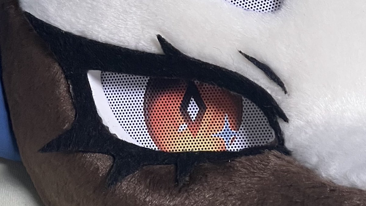 👀