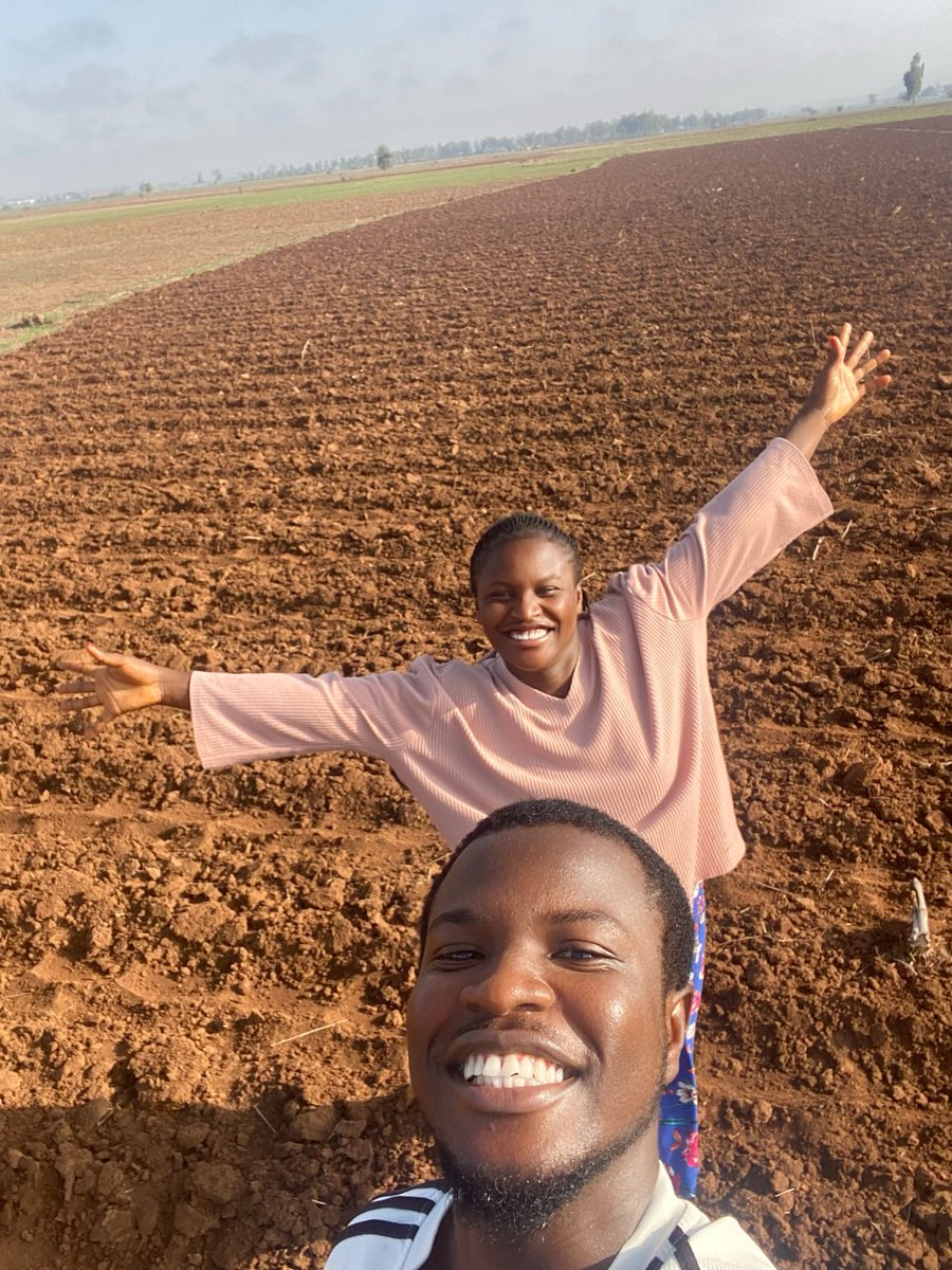EeevaJames's tweet image. Spent the day on the farm with my family.
It reminded me just how richly the Middle Belt is blessed 
fertile lands, peaceful skies, and a heritage that speaks abundance.❤️☀️