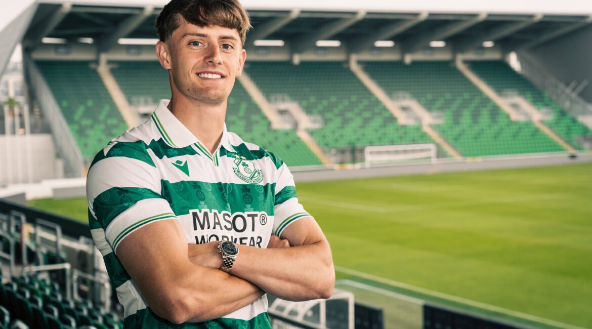 📝On vous l'annoncait il ya un mois, John McGovern s'engage officiellement avec Shamrock Rovers☘️.

🔥L'attaquant Nord-Irlandais a seduit les observateurs cette saison avec Dungannon Swifts.

👉Une recrue de qualité pour les Hoops qui poursuivent leur operation rajeunissement