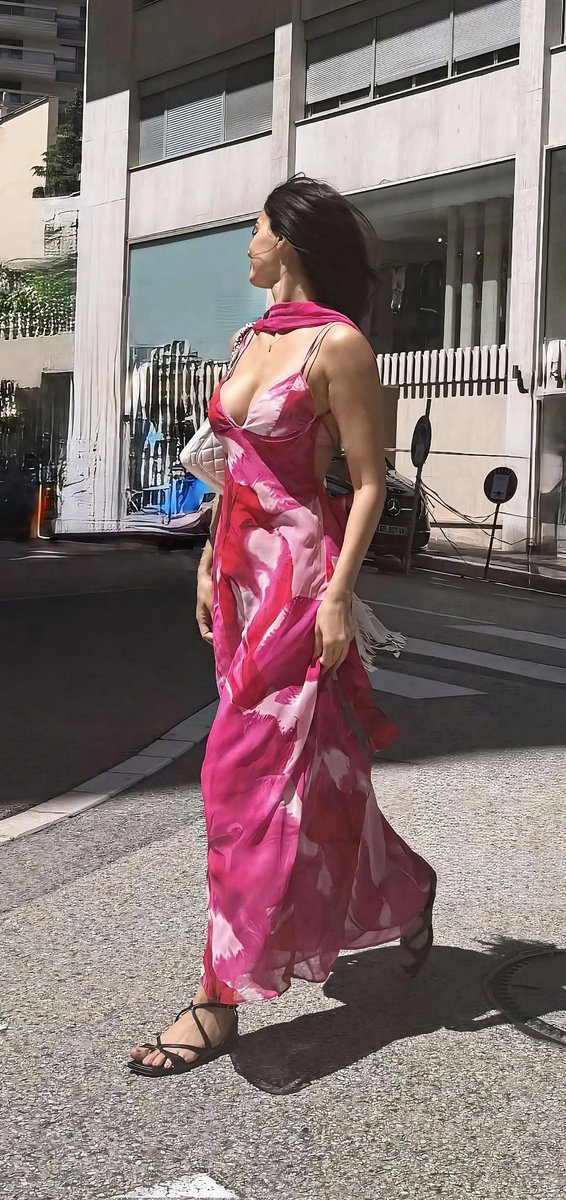 GsBmaM-bMAAQwEt?format=jpg&name=medium