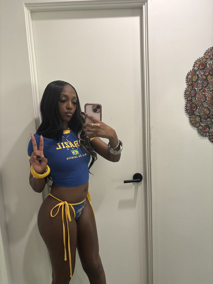 theedanimariee's tweet photo. 🏜️ https://t.co/7wmzpGLhFd