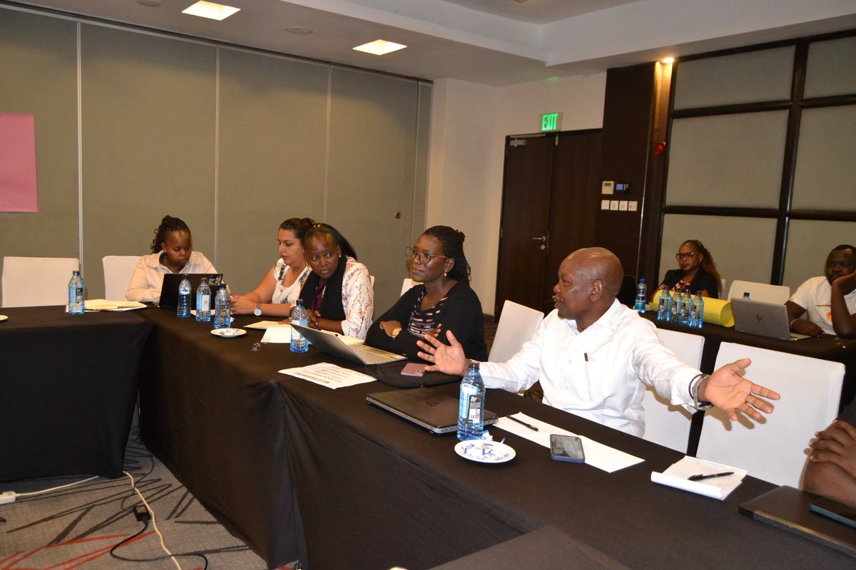 Open Phences tweet media