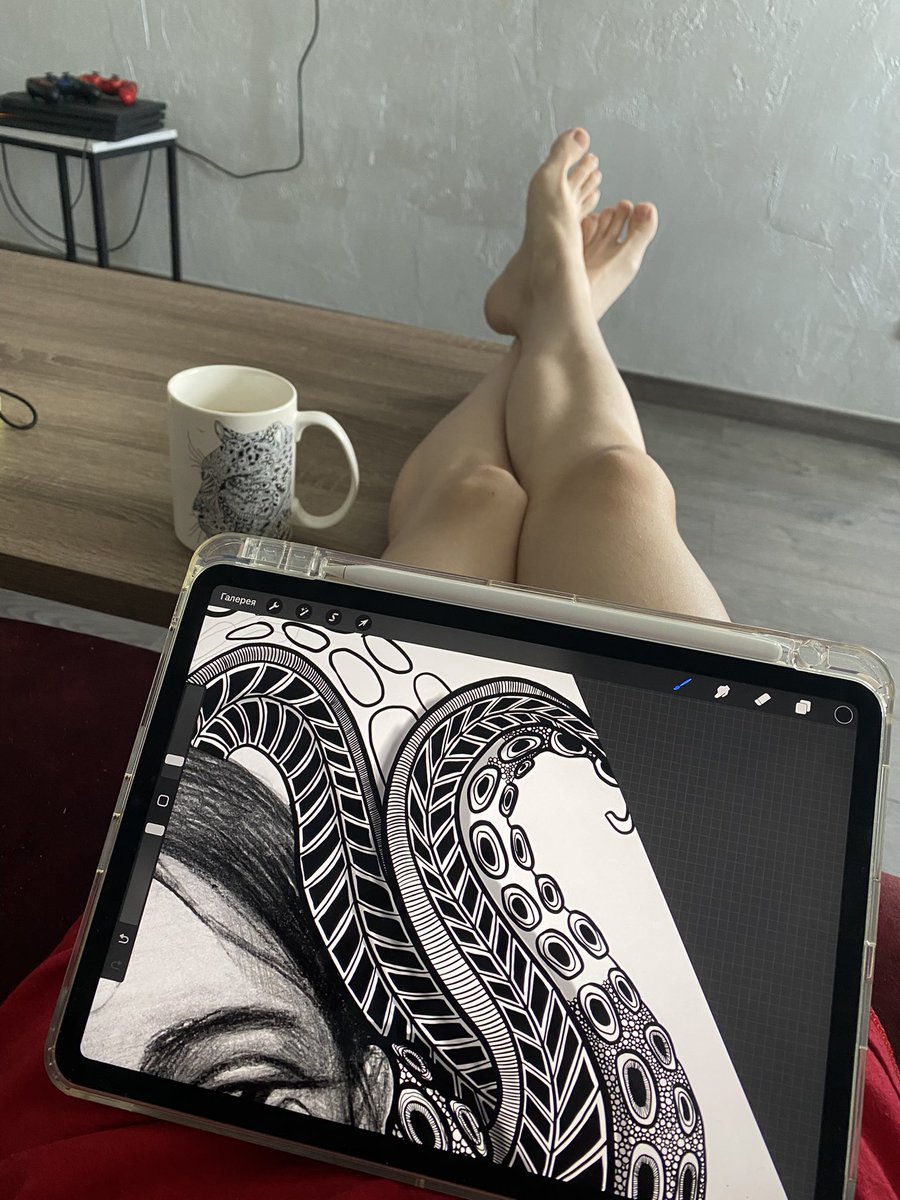 ᴅᴀʀɪᴀ.ᴀʀᴛ tweet media