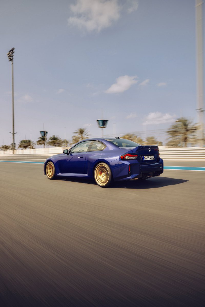 SnapChange's tweet image. Fastest Lego Block on the block - The new BMW M2 CS 

37kW and 50Nm bump in power, now providing 390kW and 650Nm on a lighter body 

#bmwm2cs