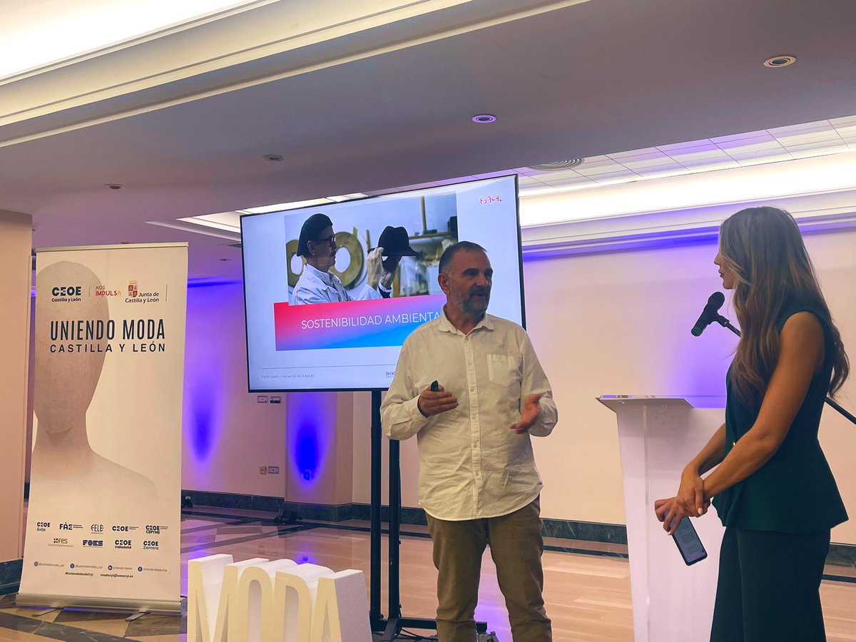CEOEAvila's tweet image. ¡Arranca la jornada #Modaconfuturo en clave #sostenible de @uniendomoda_cyl en #Ávila! 

Inaugurada por Teresa Cetulio, secretaria general de @ceoe_cyl y Diego Díez, presidente de @ceoeavila, aborda el desafío y oportunidad de la
Moda en clave sostenible y competitiva.