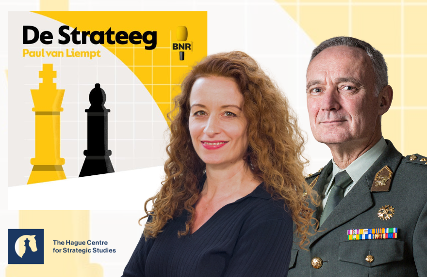 HCSS - The Hague Centre for Strategic Studies (@hcssnl) on Twitter photo Klimaatverandering werd steeds belangrijker, ook voor defensie, maar door de terugkeer van Trump is het thema nu taboe binnen de NAVO.
<a href="/PaulvanLiempt/">Paul van Liempt</a> praat erover met <a href="/MiddendorpTom/">Tom Middendorp</a> en HCSS expert <a href="/LauraBirkman/">Laura Birkman</a>, in <a href="/BNR/">BNR Nieuwsradio</a>'s De Strateeg.
open.spotify.com/episode/0F6E00… Klimaatverandering werd steeds belangrijker, ook voor defensie, maar door de terugkeer van Trump is het thema nu taboe binnen de NAVO.
<a href="/PaulvanLiempt/">Paul van Liempt</a> praat erover met <a href="/MiddendorpTom/">Tom Middendorp</a> en HCSS expert <a href="/LauraBirkman/">Laura Birkman</a>, in <a href="/BNR/">BNR Nieuwsradio</a>'s De Strateeg.
open.spotify.com/episode/0F6E00…