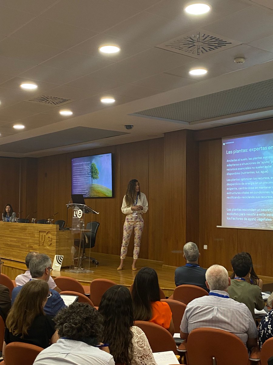 e_SEQC's tweet image. ¡Buenos días desde el #InCosmetics en #Valencia! 🌞
Hemos arrancado fuerte la mañana con muchísima innovación y conocimiento cosmético gracias a:
@ZSEspana, Provital, Keyser &amp;amp; Mackay y @VytrusBiotech
Seguimos con más ponencias, novedades y muchas ganas de aprender.

#Cosmética