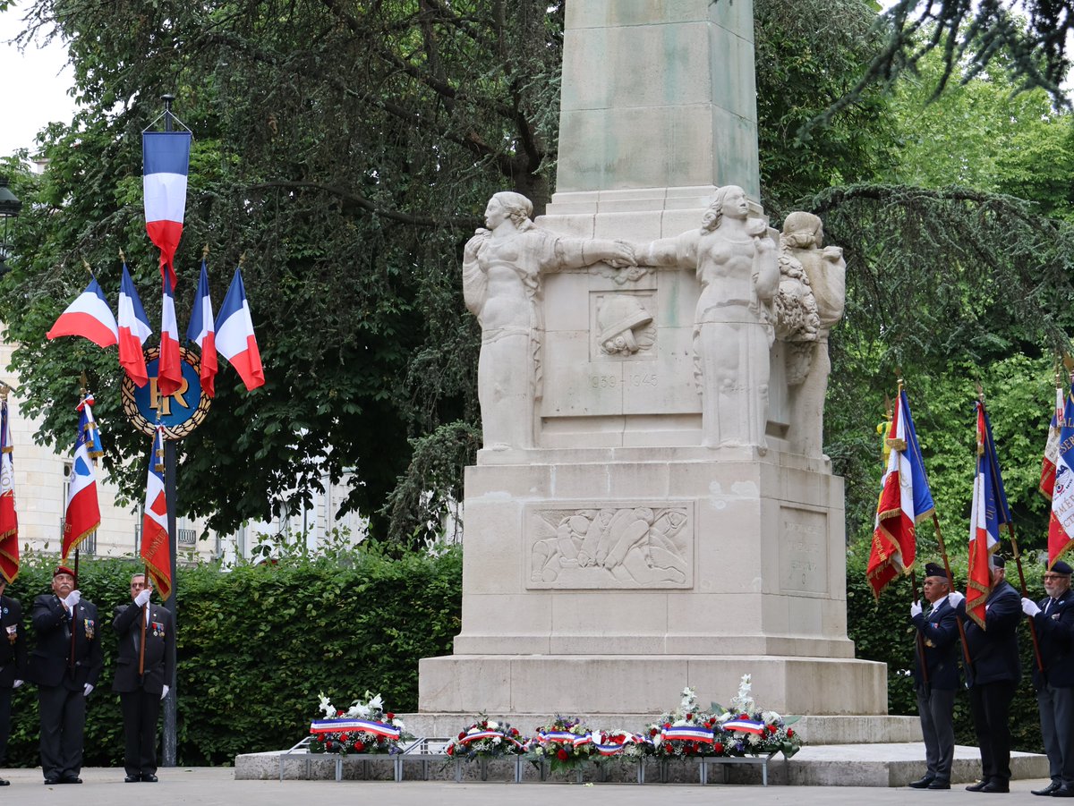 🇫🇷 #devoirdememoire I À l’occasion de la #JournéeNationaleDeLaRésistance rendons hommage à celles et ceux qui, par leur courage et leur engagement, ont défendu la Liberté et la République face à l’oppression.