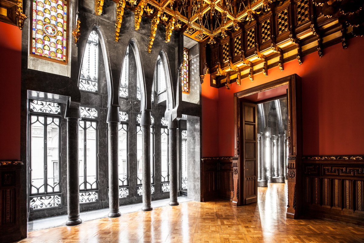 Palau Güell 🏛 (@palauguell) on Twitter photo 🏛️ Quina és la connexió entre el Palau Moja i el <a href="/PalauGuell/">Palau Güell 🏛</a>? I entre aquests dos i el Palau Fonollar? Us convidem a descobrir-la amb la visita guiada "Els Güell a la Rambla. Quatre palaus connectats".
🗓️ Diumenge 15/06, de 10.15 a 12.30 h
👉 inici.palauguell.cat/visita-guiada-… 🏛️ Quina és la connexió entre el Palau Moja i el <a href="/PalauGuell/">Palau Güell 🏛</a>? I entre aquests dos i el Palau Fonollar? Us convidem a descobrir-la amb la visita guiada "Els Güell a la Rambla. Quatre palaus connectats".
🗓️ Diumenge 15/06, de 10.15 a 12.30 h
👉 inici.palauguell.cat/visita-guiada-…
