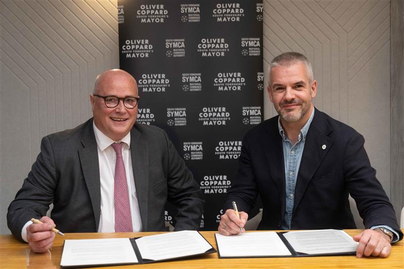 South Yorkshire Mayoral Combined Authority (@southyorksmca) on Twitter photo Last week, South Yorkshire's Mayor <a href="/olivercoppard/">Oliver Coppard</a> announced a new strategic partnership with <a href="/SchrodersPR/">Schroders PR</a> at <a href="/UKREiiF/">UKREiiF</a> . This partnership between public and private sector bodies is set to develop crucial investment strategies for the region in key areas like infrastructure, Last week, South Yorkshire's Mayor <a href="/olivercoppard/">Oliver Coppard</a> announced a new strategic partnership with <a href="/SchrodersPR/">Schroders PR</a> at <a href="/UKREiiF/">UKREiiF</a> . This partnership between public and private sector bodies is set to develop crucial investment strategies for the region in key areas like infrastructure,