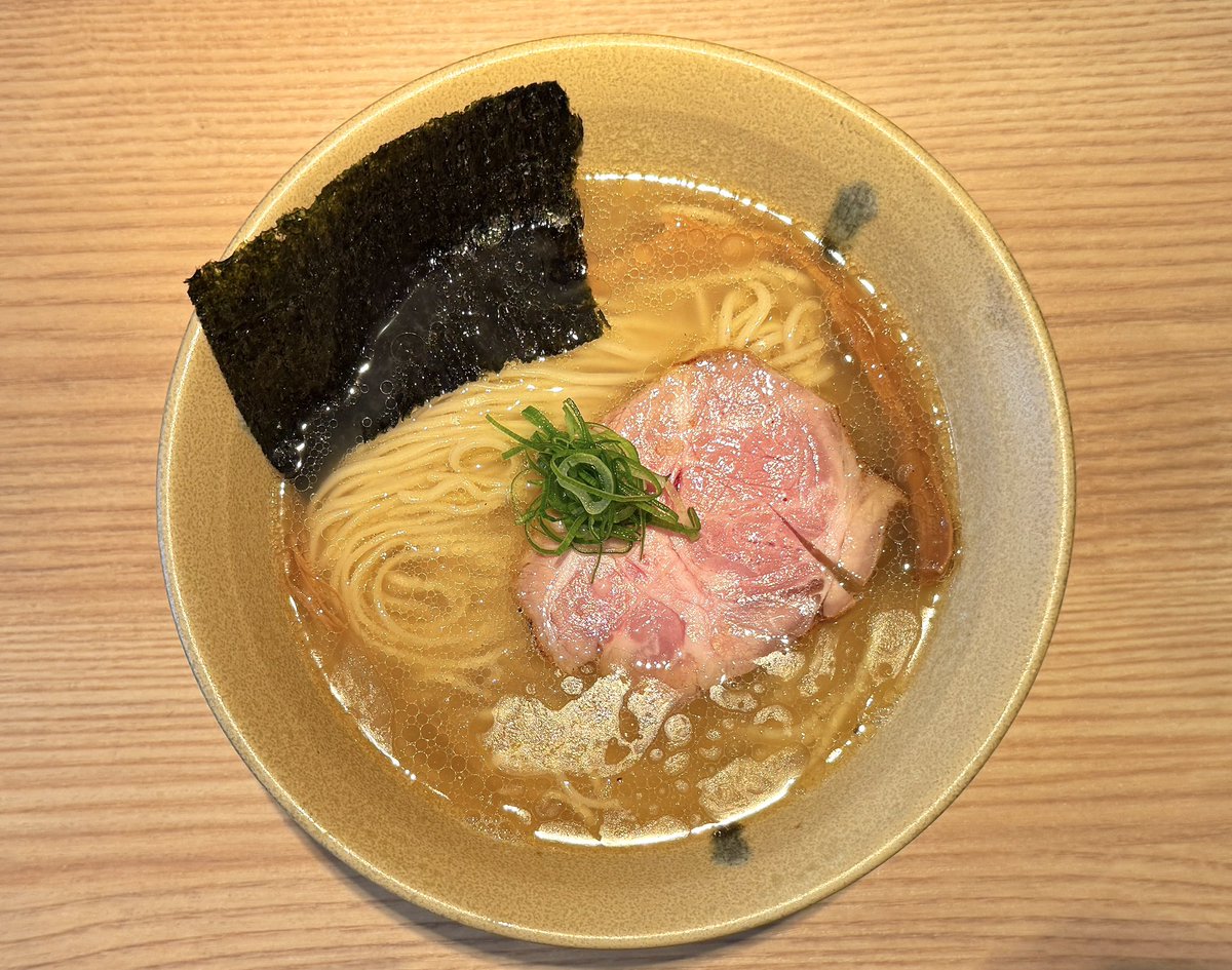 最近の名店食べ歩き🍜
①らぁめん ご恩（野方）
②メンドコロ キナリ（東中野）
③麺創庵 砂田（庚申塚）
④Ramen にじゅうぶんのいち（東尾久三丁目）
1, 2 が26日、3, 4が今日の連食！
どれも美味しかったです！！