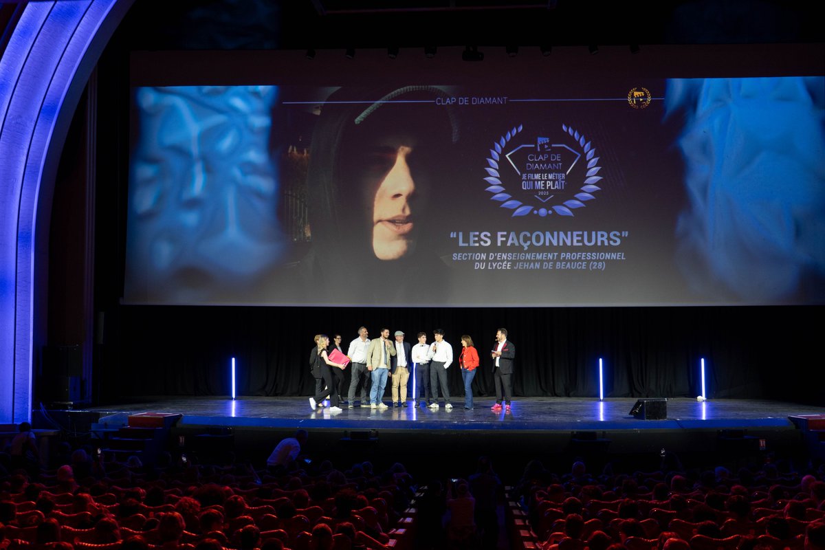 Oriane Île-de-France (@oriane_idf) on Twitter photo Oriane était présente et partenaire de la cérémonie officielle de remise des prix du concours vidéo « Je filme le métier qui me plaît » ! 📹
La cérémonie a eu lieu, comme chaque année, au Grand Rex Paris, le plus grand cinéma d’Europe. 🍿
<a href="/regionidf/">Conseil régional IDF</a> Oriane était présente et partenaire de la cérémonie officielle de remise des prix du concours vidéo « Je filme le métier qui me plaît » ! 📹
La cérémonie a eu lieu, comme chaque année, au Grand Rex Paris, le plus grand cinéma d’Europe. 🍿
<a href="/regionidf/">Conseil régional IDF</a>