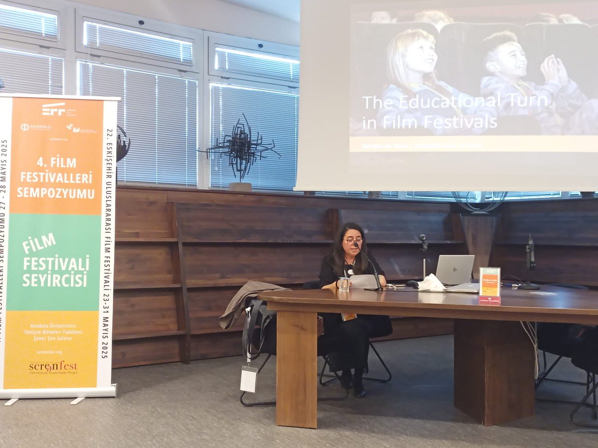 The first day ended with a talk by our invited speaker Marijke de Valck titled The Educational Turn in Film Festivals: Cultivating Cosmopolitanism and Critical Engagement in Young Audiences, moderated by Senem Duruel Erkılıç from Mersin University.

<a href="/EskisehirFF/">Eskişehir Uluslararası Film Festivali</a> 
<a href="/anadoluiletisim/">Anadolu İletişim</a>