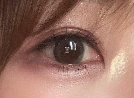 Biyou_mugimaru's tweet photo. eyeisのアッシュブラウン買ってみたけど良いぞ!✨
デカすぎない感じなんだけどちゃんと盛れて、ちゅるん系って感じで良い感じ🙌
カラコンうるさい女だけどこれは重宝したいやつのひとつに認定
#eyeis
#カラコン
#美容 https://t.co/0LnLm1NqSC
