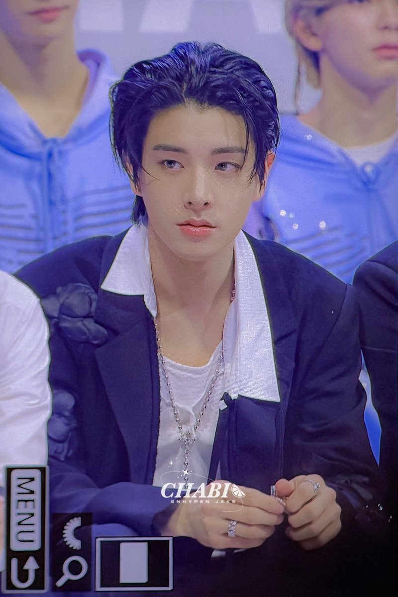 CHABI_JAKE's tweet photo. 250528
😍😍😍😍
#ENHYPEN #엔하이픈  
#JAKE #제이크 #ジェイク https://t.co/LfXKEEcoys