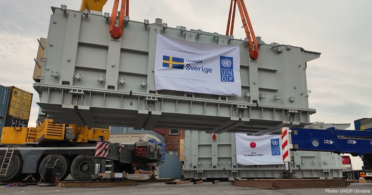 Swedish Ministry for Foreign Affairs (@swemfa) on Twitter photo Sweden’s support to Ukraine makes a difference – new equipment to bolster energy infrastructure has now arrived.🇸🇪🇺🇦
In close cooperation with the Ukrainian Ministry of Energy, the <a href="/UNDPUkraine/">UNDP Ukraine 🇺🇦</a> has delivered autotransformers co-financed by Sweden to Ukraine. This equipment will Sweden’s support to Ukraine makes a difference – new equipment to bolster energy infrastructure has now arrived.🇸🇪🇺🇦
In close cooperation with the Ukrainian Ministry of Energy, the <a href="/UNDPUkraine/">UNDP Ukraine 🇺🇦</a> has delivered autotransformers co-financed by Sweden to Ukraine. This equipment will