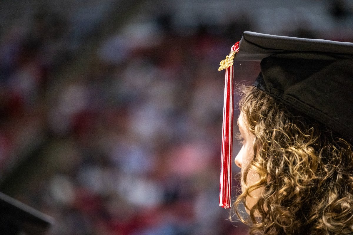Attention Summer graduates: The deadline to apply to graduate is approaching. Graduate students must apply by June 4 and undergraduate students must apply by July 14. More details: bsu.edu/about/administ…