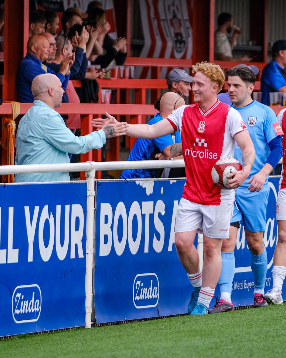 We can confirm that Declan Eratt-Thompson has left the club. 

Declan arrived at the Microlise New Manor Ground in August 2022 and made 113 appearances for the Robins across three seasons. 

We would like to thank Declan for his time at the club and wish him all the best for the