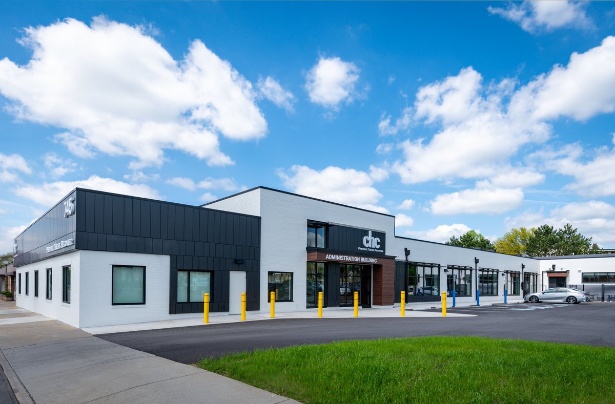 Project Spotlight: CHC Addiction Services Administration Building

Our team helped transform a former dealership into a modern, light-filled office space for CHC Addiction Services. hasenstabinc.com/our-work/admin…