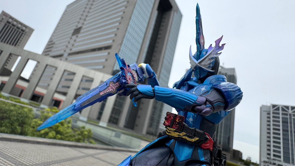 cuscus2022's tweet photo. 「刃王必殺リード！」
#クロスセイバー
#フィギュアーツ https://t.co/iFzhpFwJZ5