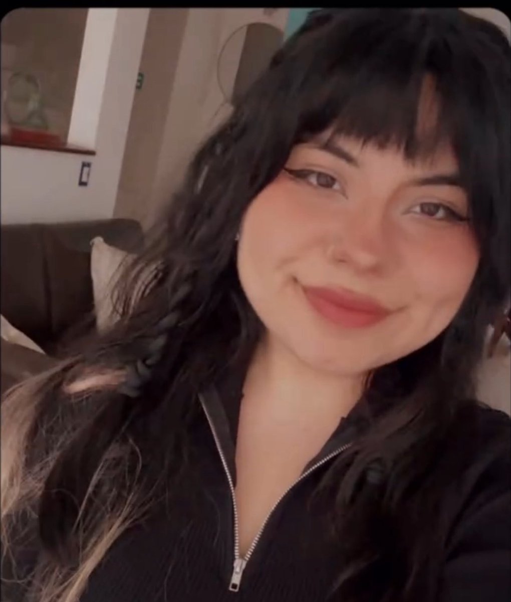 naomiipie's tweet image. Muak :)