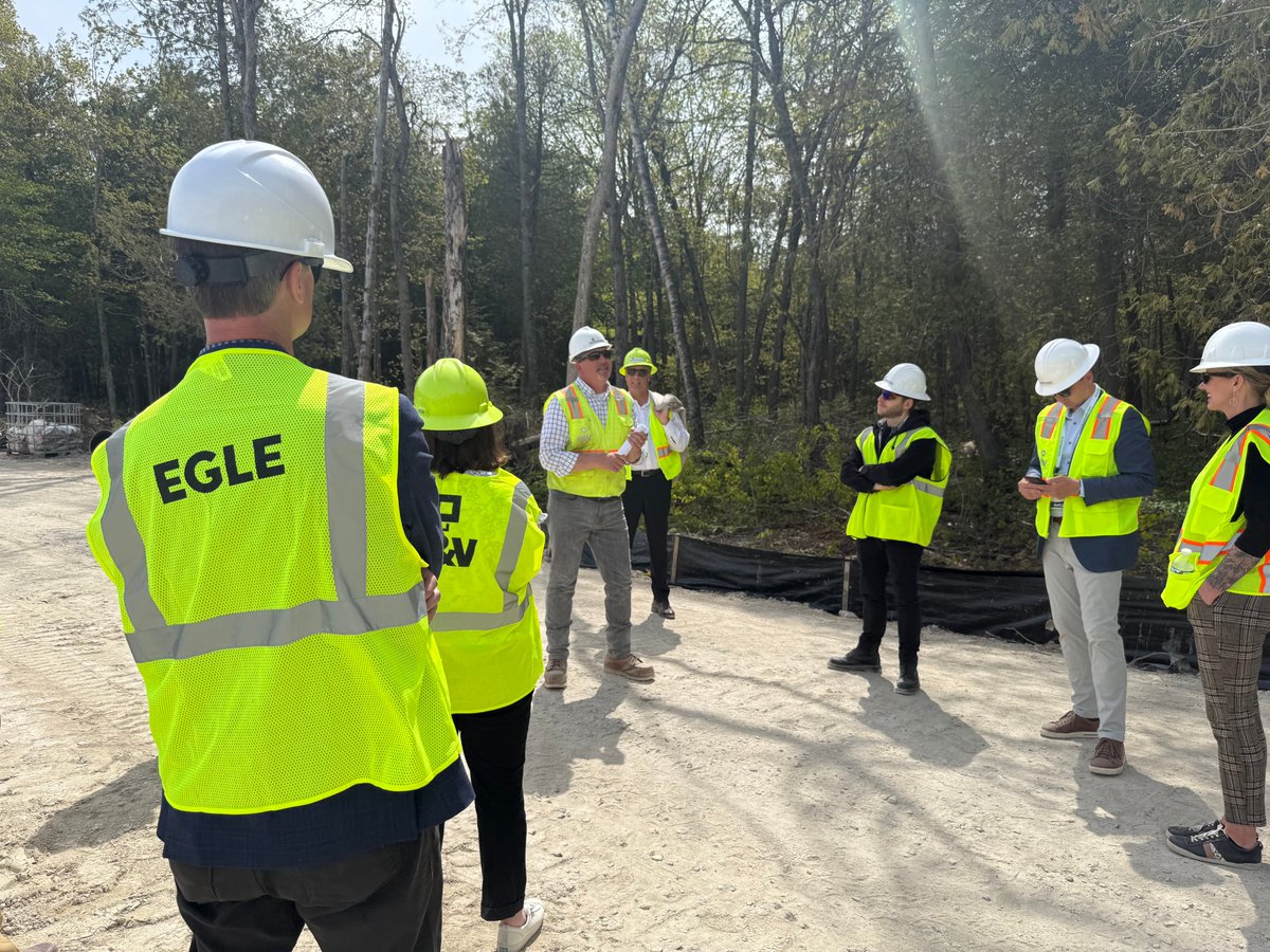 MichiganEGLE's tweet image. At the #MPC25, @EGLEDirector Roos joined local and state leaders to tour Mackinac Island’s 50-year-old wastewater treatment plant—now being transformed to protect drinking water, the #GreatLakes, support tourism, and serve the island for generations—thanks to a +$78M investment.