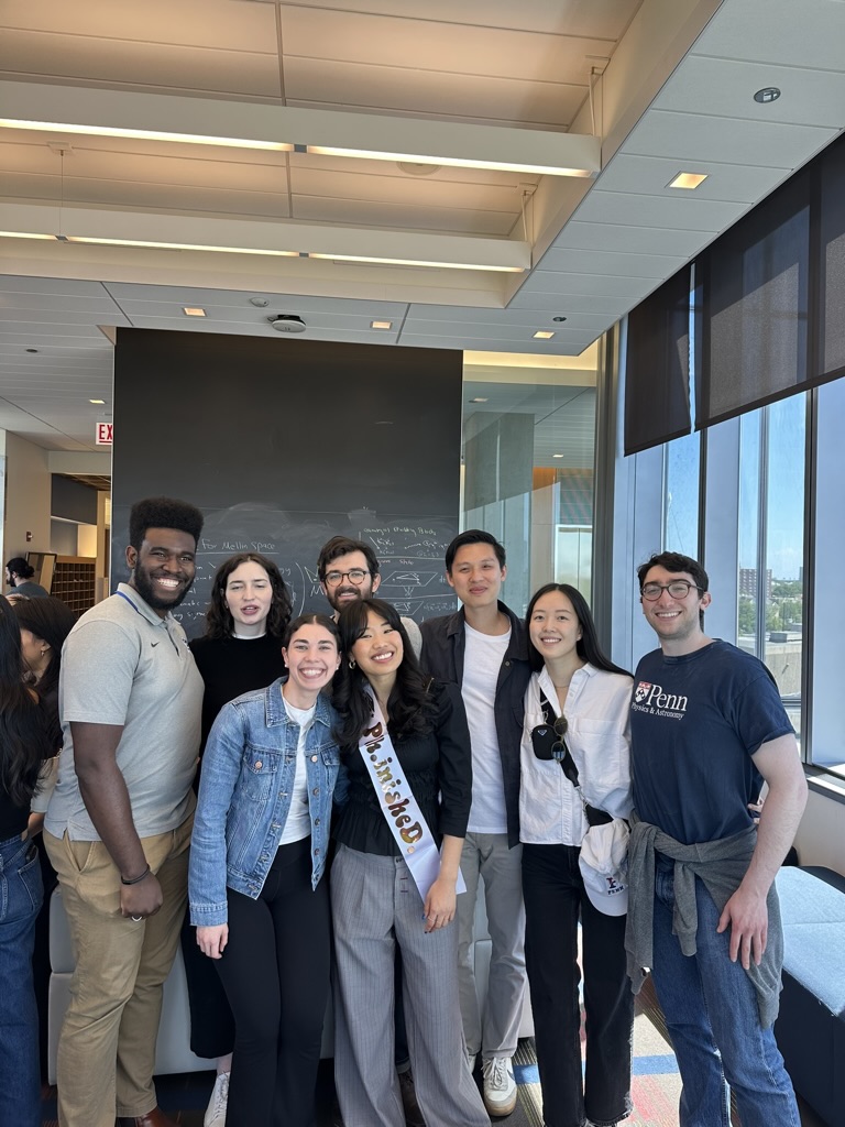 abblesauce7's tweet image. Successfully defended my PhD two weeks ago and became Dr. Lee! So grateful to my advisors and mentors, and all the friends and family who flew to Chicago to watch my defense and have been there for me the past six years🥹 Going to miss Chicago a lot ♥️