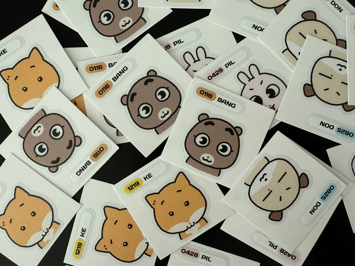 띠부 씰 나눔합니다~두 분께 보내드립니다~
이번 주 일요일에 알티 추첨하겠습니다~

* 화이트 처리 안되어있어 꼭...흰 곳에 붙이셔야함
* 국내 주소만 배송됨... 지송...