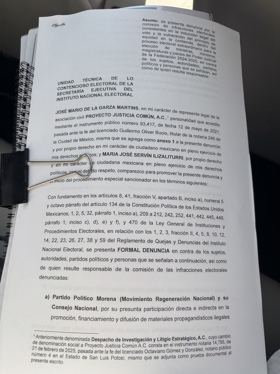 🚨 ÚLTIMO MINUTO🚨

Nos dirigimos al <a href="/INEMexico/">@INEMexico</a> a presentar una denuncia formal por la #OperaciónAcordeón, estrategia ilegal del oficialismo y servidores públicos para manipular el voto en la elección judicial.
No vamos a guardar silencio. 

¡Estén atentos! 🗳️