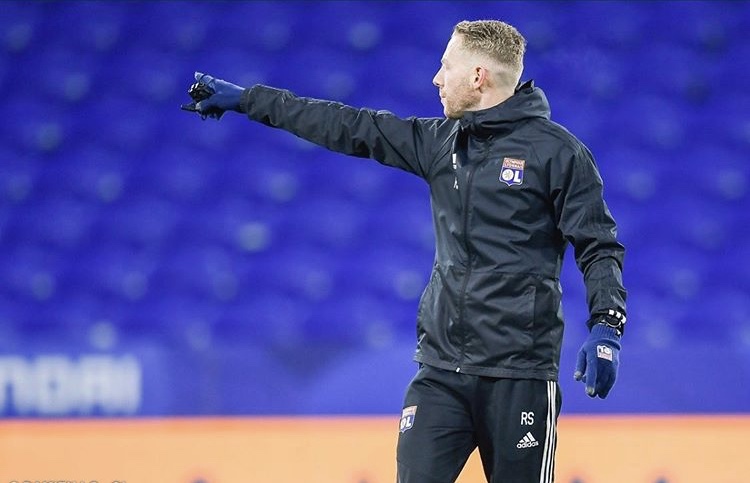 fenottes's tweet image. Romain #Segui  achève son aventure avec Molenbeek
#Ex_OL 
(O&amp;amp;L : olplus.fr/cm0Ox)