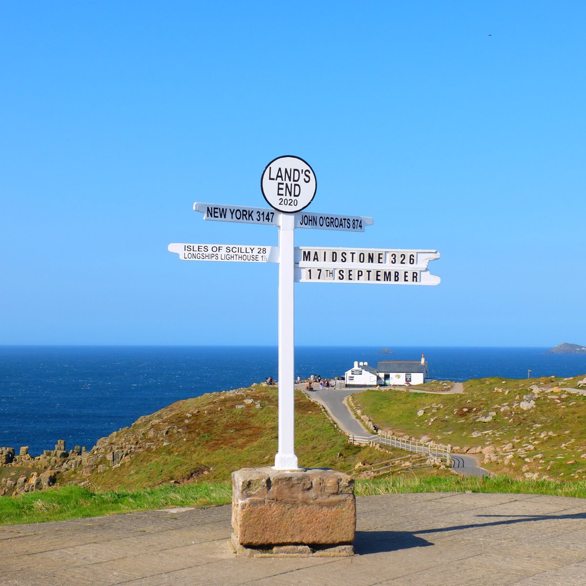 Have you even been to Land's End if you haven't taken a picture like this?

Make sure to visit this iconic spot on your holiday, it's definitely one to tick off the Cornish bucket list.

#LandsEnd #Landmark #CornwallBucketList #Iconic