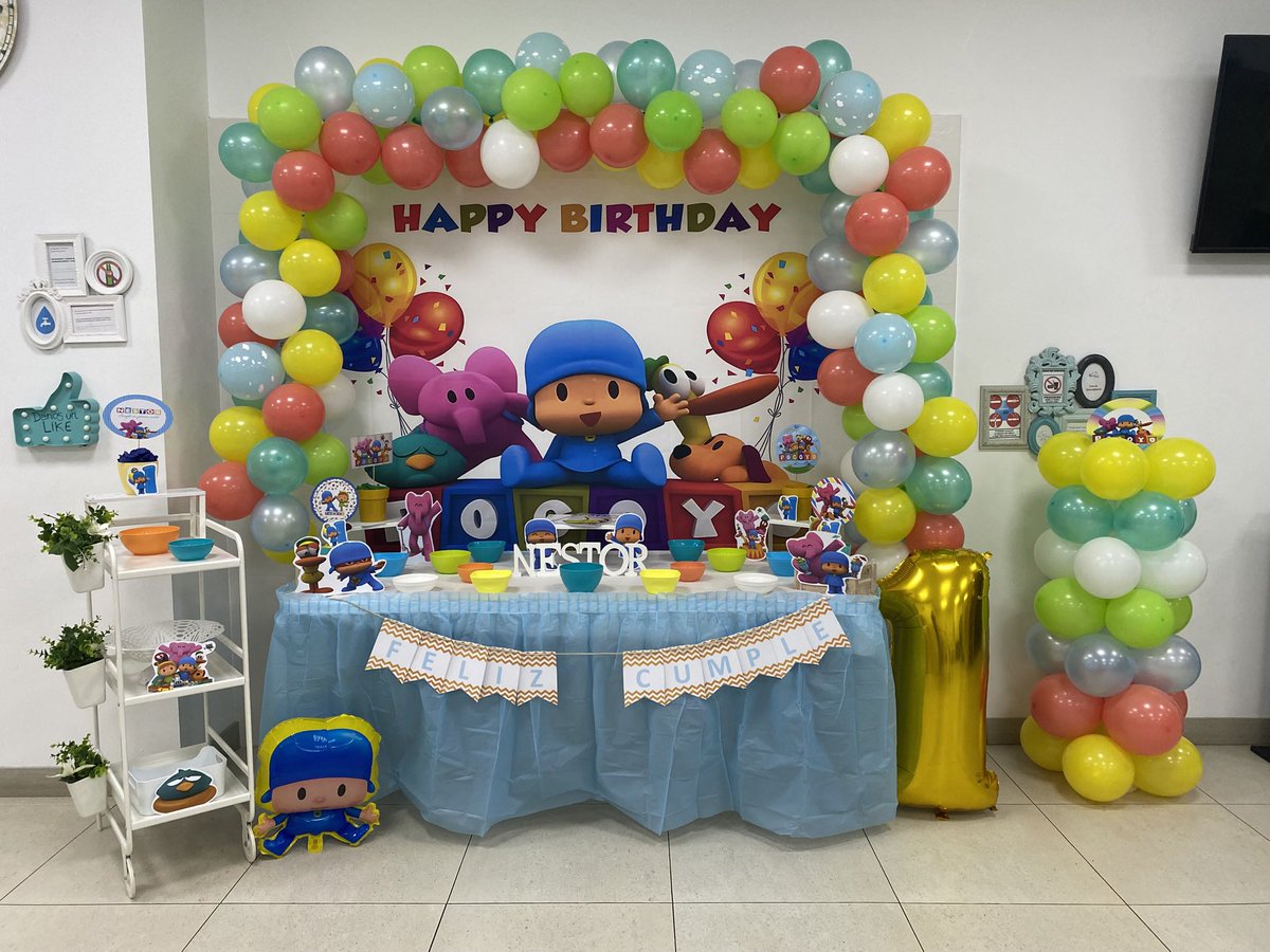 FunInsideParty's tweet photo. #Pocoyo fue la decoración elegida para el primer cumpleaños de Néstor 🎉🎂 todo los colores elegidos por su madre para que combinaran perfectamente con el ambiente de la fiesta, feliz cumple🤗 #CumpleañosNéstor #funinside #funinsideparty #decoracionesfuninside #eventos https://t.co/mAaT9nLZIi