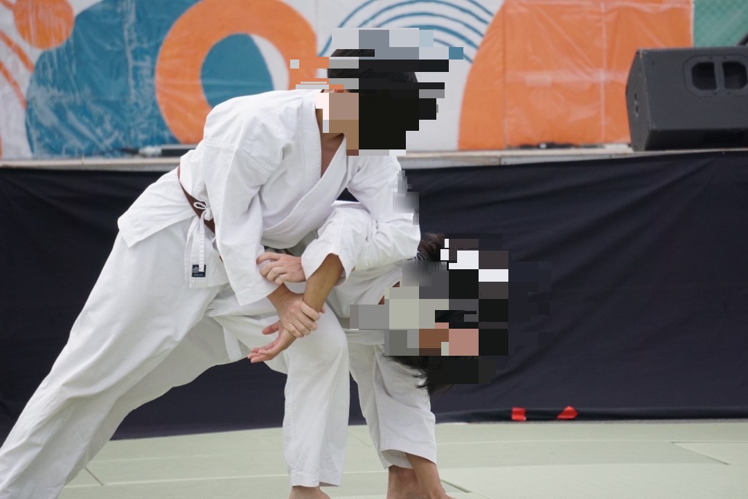 EU_Aikido's tweet photo. 5/18、医学祭の演武に参加してきました！
多くの人に見られる演武はなかなか経験してこなかったので、緊張する場面もありました…💦
#合氣道　#合気道　#愛媛大学 https://t.co/eKyLWu7Xjz