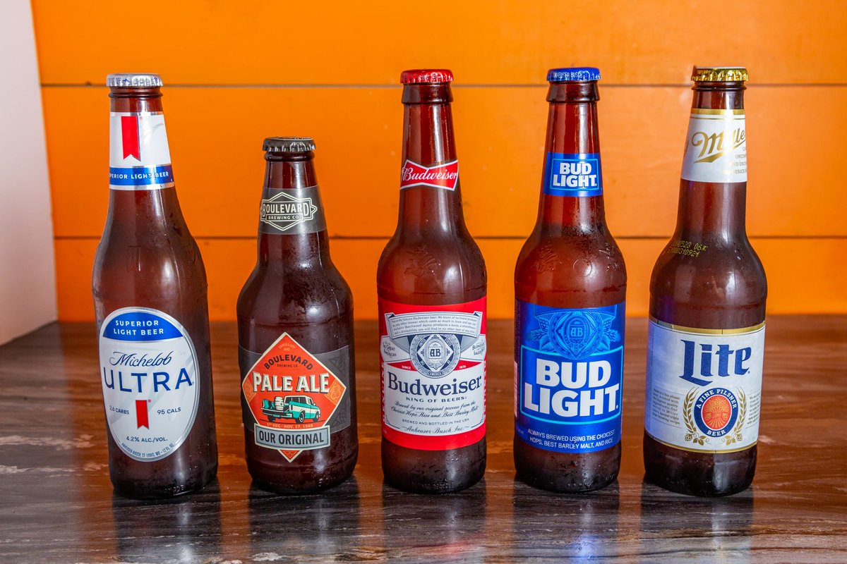 Cheers to the good times! 🍻 #JosePeppers 🌶️