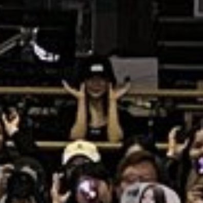 dee 🍬 tweet media