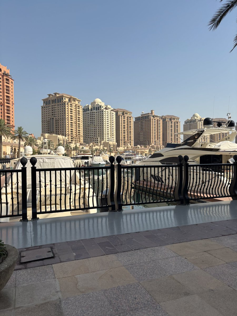 NLJM89's tweet photo. The Pearl 🇶🇦 https://t.co/8ESQUoUkYL
