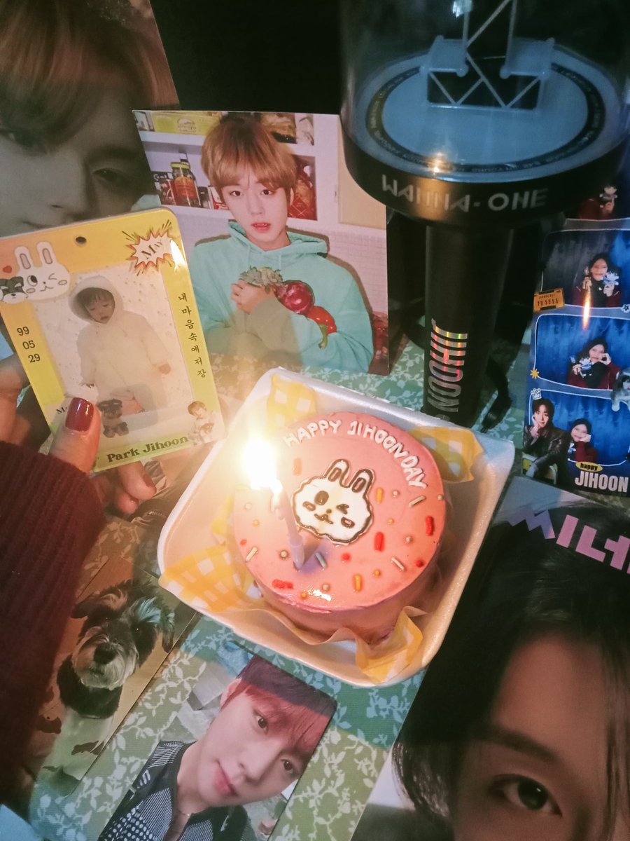 hoonay29_'s tweet photo. 지훈아, 생일 축하해! 🎉
지훈이의 모든 선택을 응원해 💚
평생 함께할게💛
항상 아프지 말구 건강만 해💖

@sitha_park @kiyaaa529 @simkungjihoonie 

#지훈이_미역국먹는날
#BirthdayBoyJihoon https://t.co/llyyC3PbKd