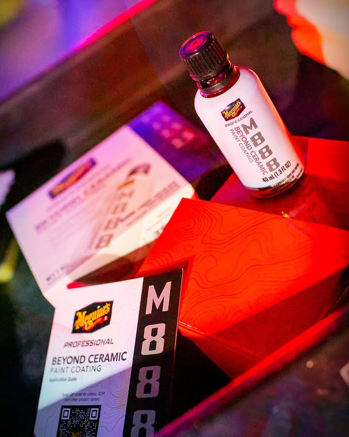 If you're looking for a professional ceramic coating, check out Beyond Ceramic Paint Coating M888. It's the perfect way to get a professional ceramic coating with excellent durability and chemical resistance, and it's easy to use!

#prodetailing #ceramic #coating #meguiars