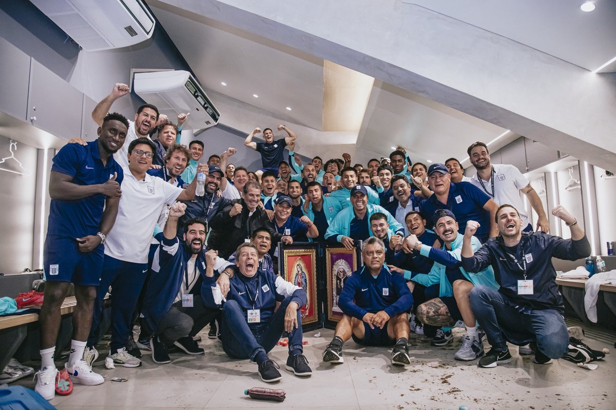 𝑫𝒆𝒔𝒅𝒆 𝒇𝒂𝒔𝒆 𝒑𝒓𝒆𝒗𝒊𝒂 𝒅𝒆 𝑳𝒊𝒃𝒆𝒓𝒕𝒂𝒅𝒐𝒓𝒆𝒔 𝒂 𝑺𝒖𝒅𝒂𝒎𝒆𝒓𝒊𝒄𝒂𝒏𝒂. 💙👏🏾

Un camino largo, duro, donde eliminamos y enfrentamos a 𝒈𝒓𝒂𝒏𝒅𝒆𝒔. 

Seguimos en carrera internacional, 𝑱𝑼𝑵𝑻𝑶𝑺 𝑯𝑨𝑺𝑻𝑨 𝑬𝑳 𝑭𝑰𝑵𝑨𝑳. 💙🤝🏾🫂

¡𝑨𝑹𝑹𝑰𝑩𝑨