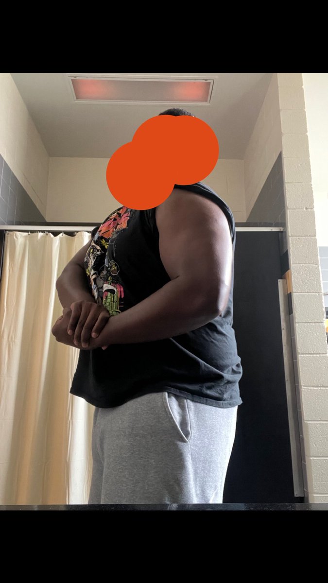 Brysonmoore7676's tweet image. Great arm day! Getting bigger, stronger, and better each day! @Strength23 @1luv5 @Demyond1 @CoachLA73 @CoachLMartin @coachbilldurkin @arudolph53 @LemboAj @OLCoachMattox @RyanMcManus15 @Irmo_Football @GregRuff16_ @JuliusTrenches #Godisgood