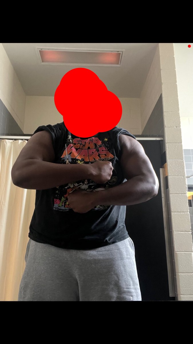 Brysonmoore7676's tweet image. Great arm day! Getting bigger, stronger, and better each day! @Strength23 @1luv5 @Demyond1 @CoachLA73 @CoachLMartin @coachbilldurkin @arudolph53 @LemboAj @OLCoachMattox @RyanMcManus15 @Irmo_Football @GregRuff16_ @JuliusTrenches #Godisgood