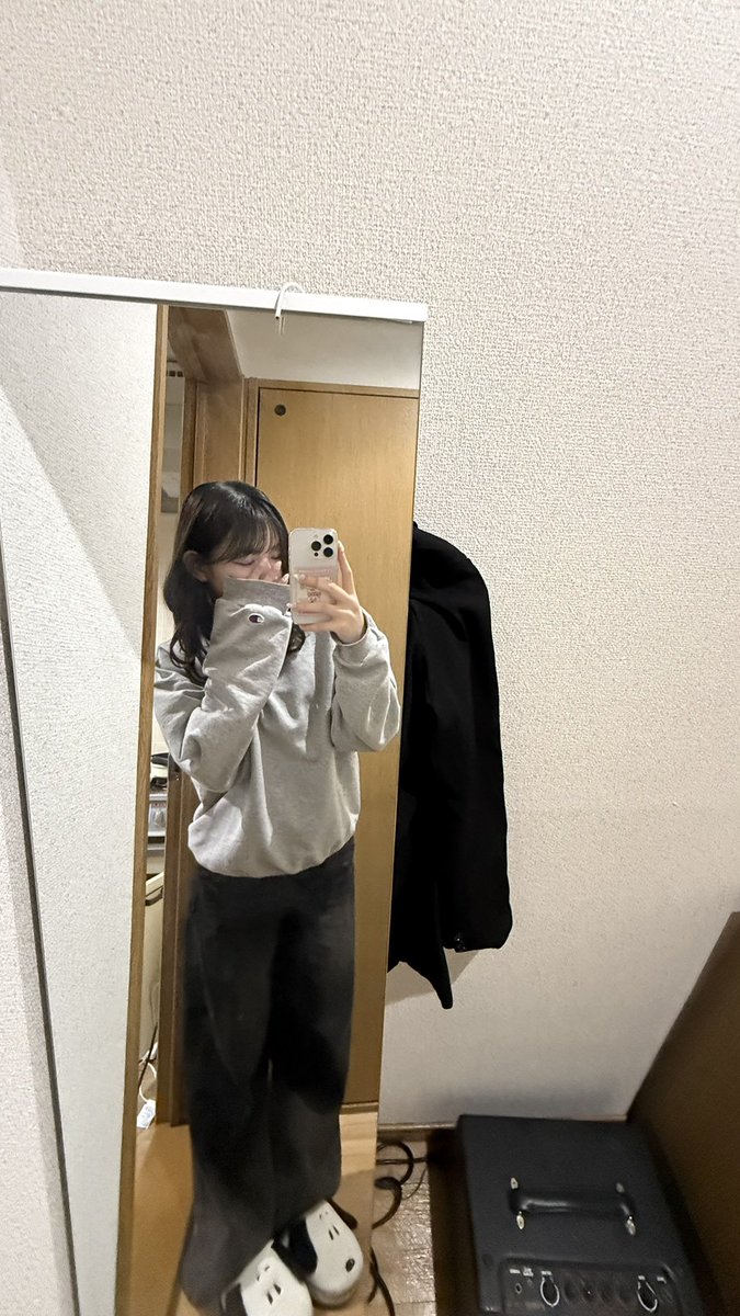 C6ona7's tweet photo. Threadsで沢山いいねもらったやつ！

結局おんなのこのどういう系統がすきなの？？ https://t.co/t0eEF00GmA