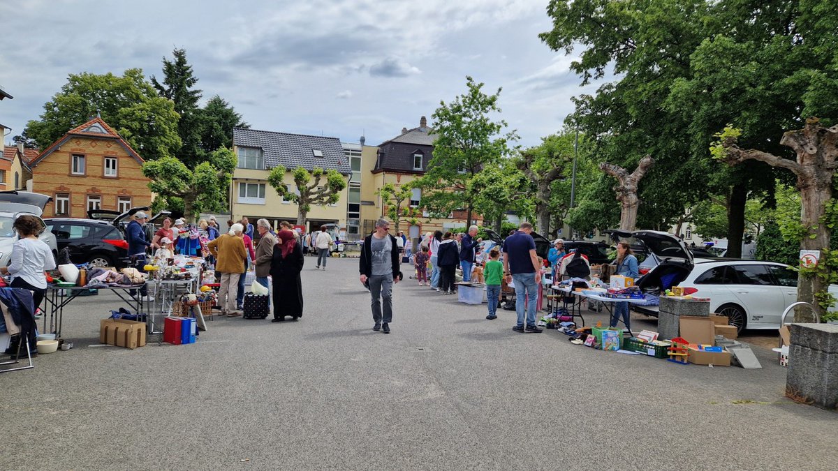 TGM Flohmarkt überzeugt mit umfangreichem Angebot und lockt zahlreiche Besucher ... tgm-gonsenheim.de/sport/tgm-floh…