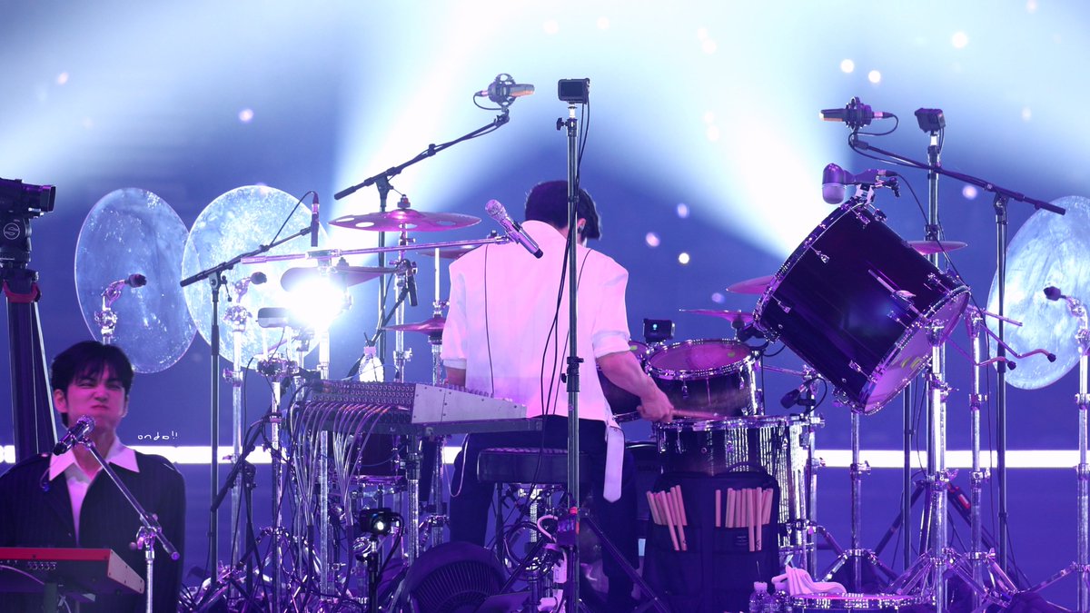 ondodno's tweet image. 왼쪽아래뭐지