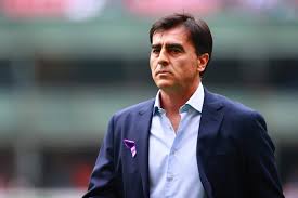 bochafa's tweet photo. Me cuentan que desde @SanLorenzo sondearon a Gustavo Quinteros ex Jugador y Campeón con el Ciclón https://t.co/T3m94KxvaG