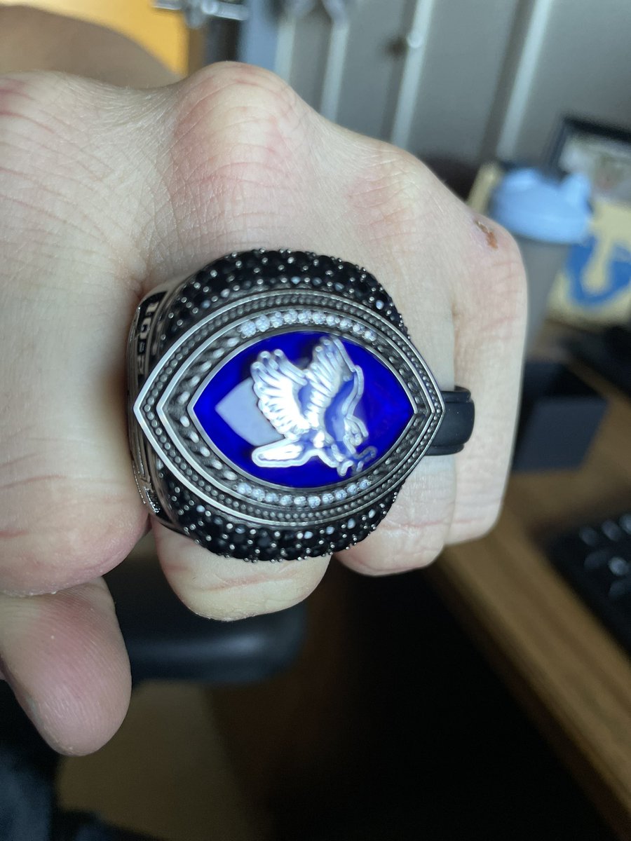 JasonThier's tweet photo. The last ever North Star Athletic Association Football Championship ring has arrived. 2024 was a special season with a great group of men. This ring signifies all their hard work and sacrifices! #KingsOfTheNorth https://t.co/wfScF5I8mt