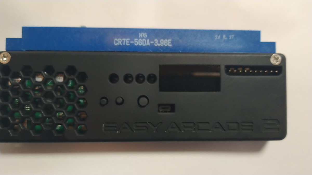 sofia809p's tweet photo. 基板ゲーム
動かせたら他の基板集める欲がでてくるなぁ
15KhzRGBを映す(HDMI変換する)のと
USB-C電源がハードルだが
#EASYARCADE2 https://t.co/DopxOi9B2u